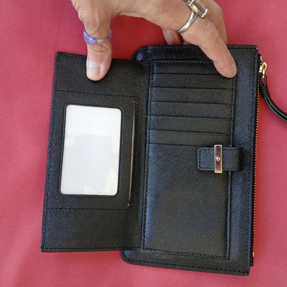Kate Spade Madison Saffiano Leather Wristlet. NWOT - Picture 3 of 7